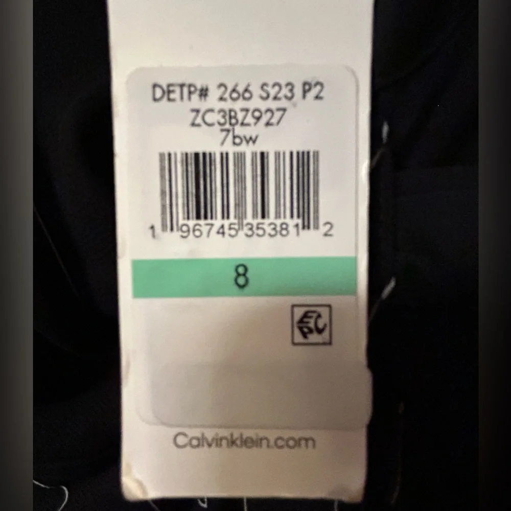 Calvin Klein Dress - Like-New Condition - Picture 4 of 4